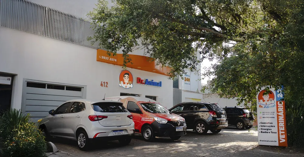 Clínica Veterinária Dr. Animal Fachada 24h